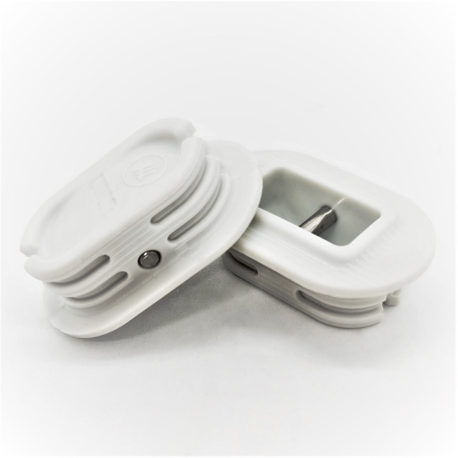 Replacement For The Futures Leash Plug - White